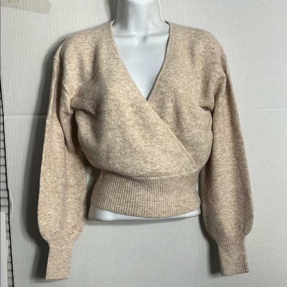 Aritzia Heather Light Oatmeal Dear Sweater - Picture 2 of 6